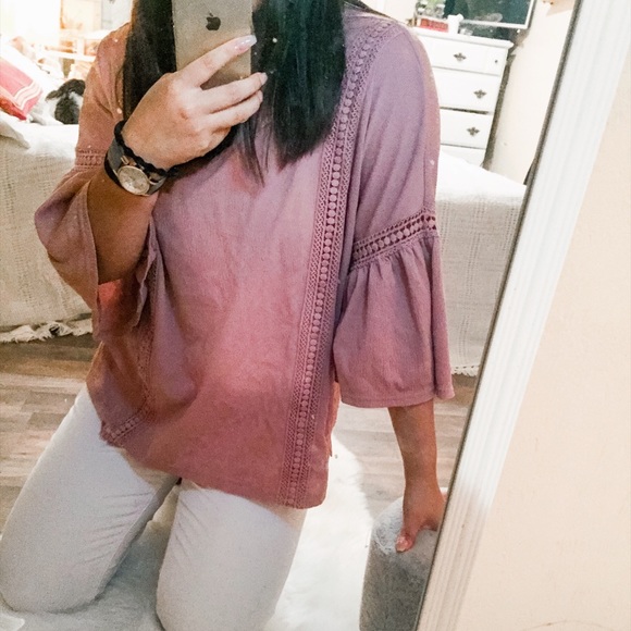 Shirt - Picture 1 of 1